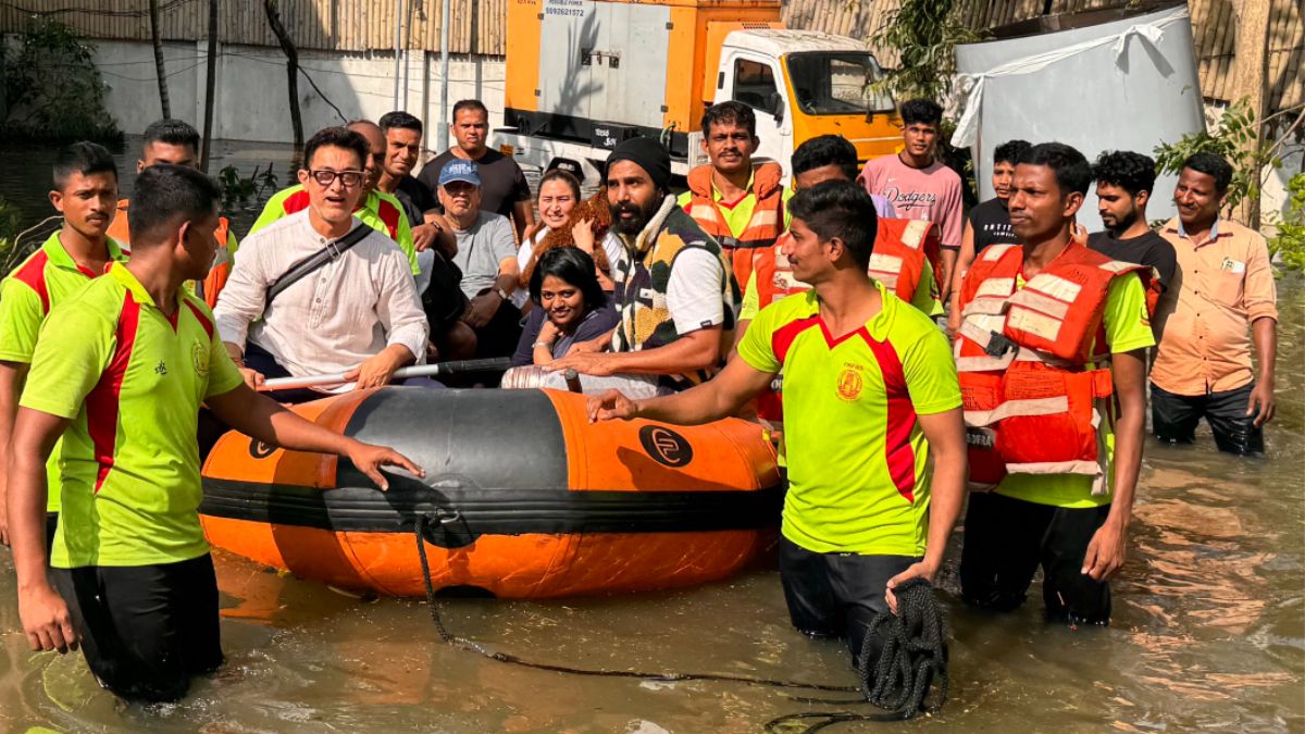 Chennai Floods Aamir Khan Rescued; Tamil Actor Vishnu Vishal Share